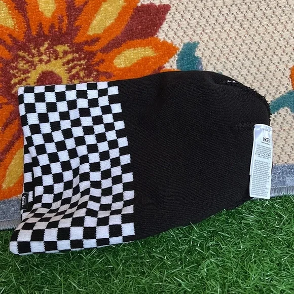 Vans WM Spirit Pom Black Checker Beanie Skateboarding Hat Women Men VN0A5LG3BLK - Picture 16 of 16